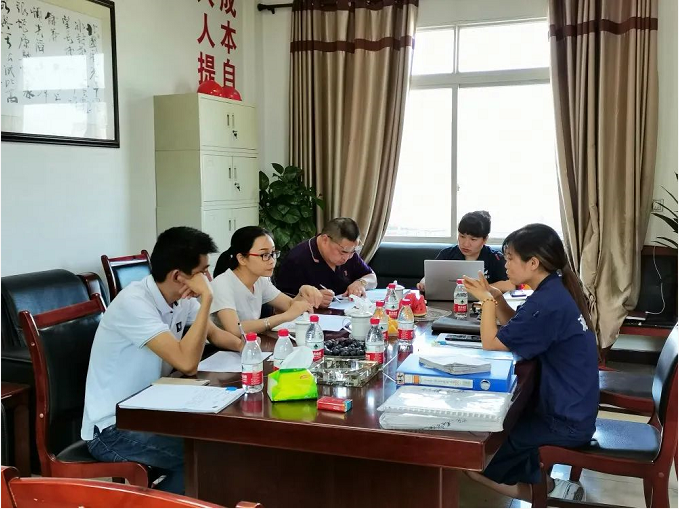 华球体育（中国）科技公司玻璃.png