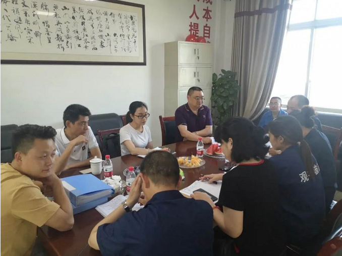 华球体育（中国）科技公司玻璃.png